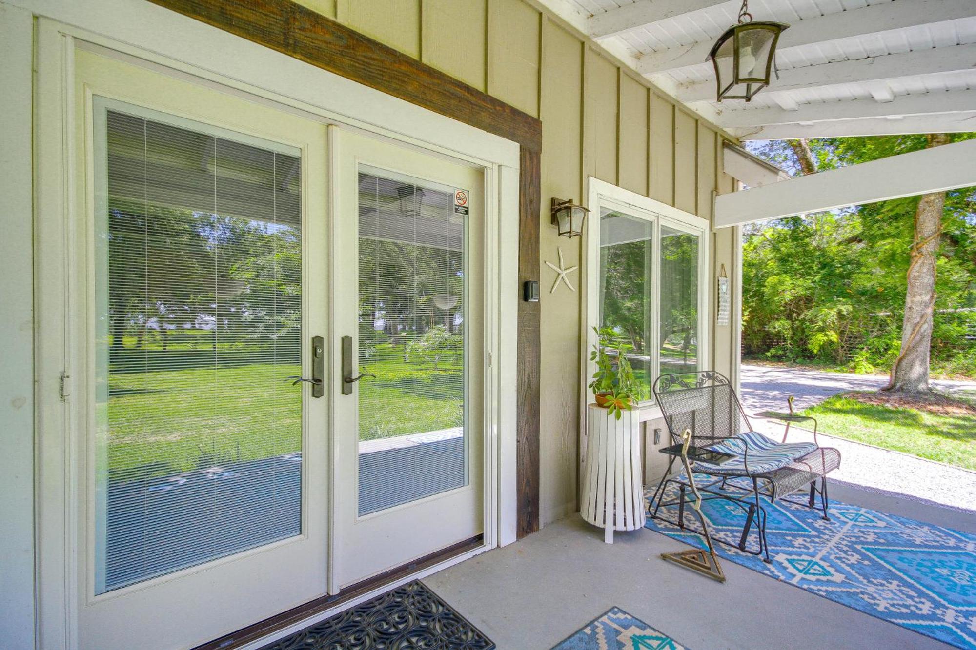 Historic Biloxi Bay Cottage With Beautiful View Ocean Springs Exteriör bild
